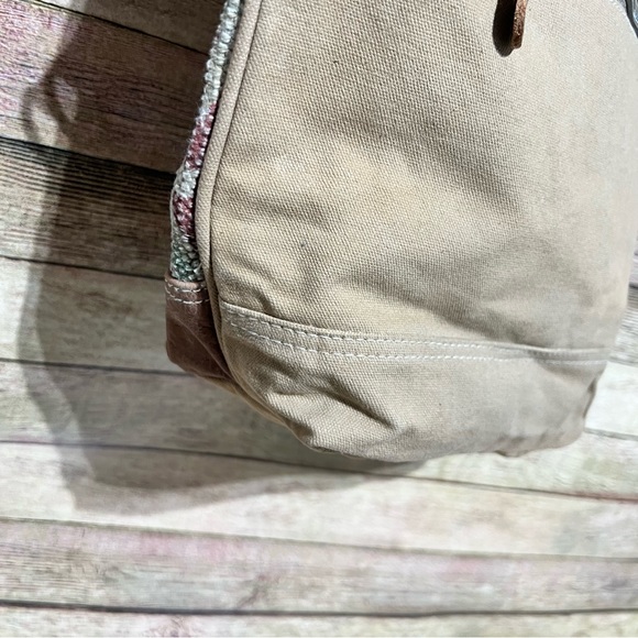 Myra B Nez Perce Shoulder Bag - Picture 5 of 9